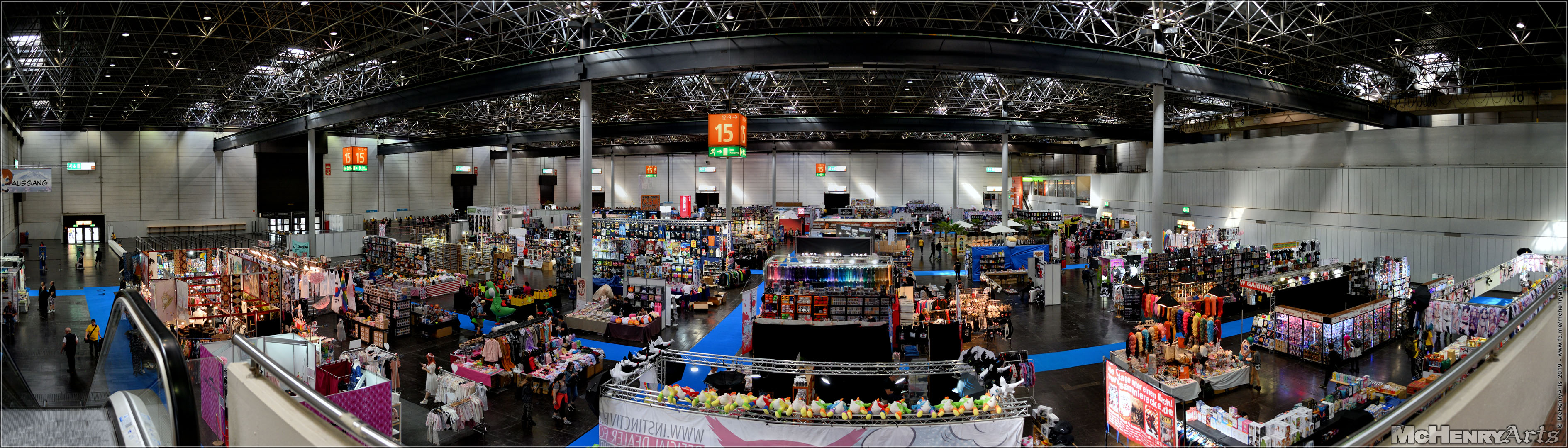 Dokomi 2019 Day 01 - 002